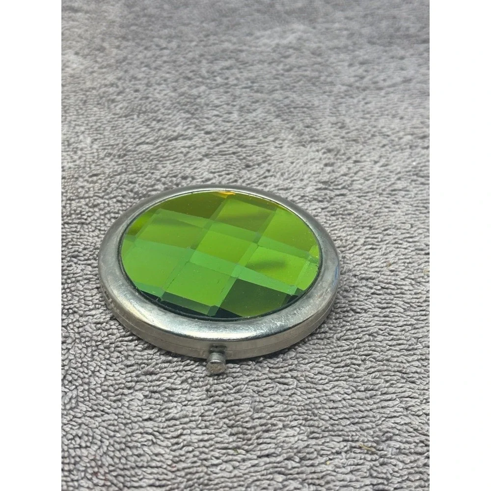 Vintage Style Compact Mirror Green Amber Faceted Glass Silver Tone Round